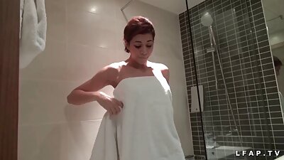 ระยำสามีของเธอในตูดด้วยสายรัดที่น่าประทับใจ คลิป วีดีโอ โป๊ ออนไลน์