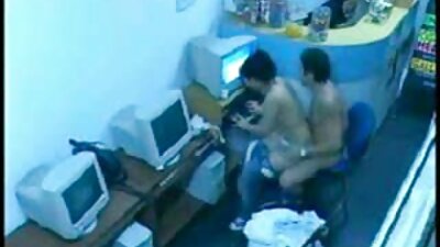 เมื่อตื่นขึ้นมาชายคนหนึ่งเป่าผู้หญิงคนหนึ่งในครัวบนเคาน์เตอร์ โป๊ วีดีโอ