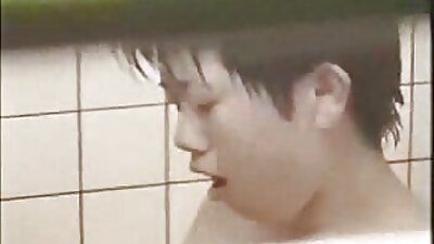 ดูดหัวนมกระตุกไก่หน้ากล้อง. วีดีโอ โป้ hd