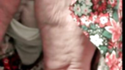 ตัวขยายในหีของหญิงสาวทำให้สามารถสังเกตการหดตัวของมดลูกได้ ดู คลิป วิดีโอ โป๊